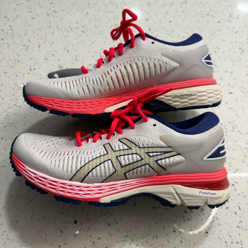 ASICS Women’s Gel-Kayano 25 Running Shoes - Picture 3 of 6